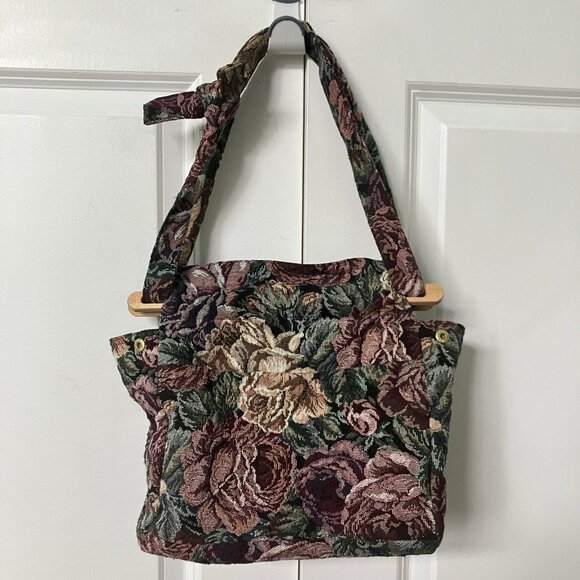 Vintage Tilley Endurables P5 Purse Womens Floral Tapestry Pick Pocket Proof Bag - Picture 1 of 13